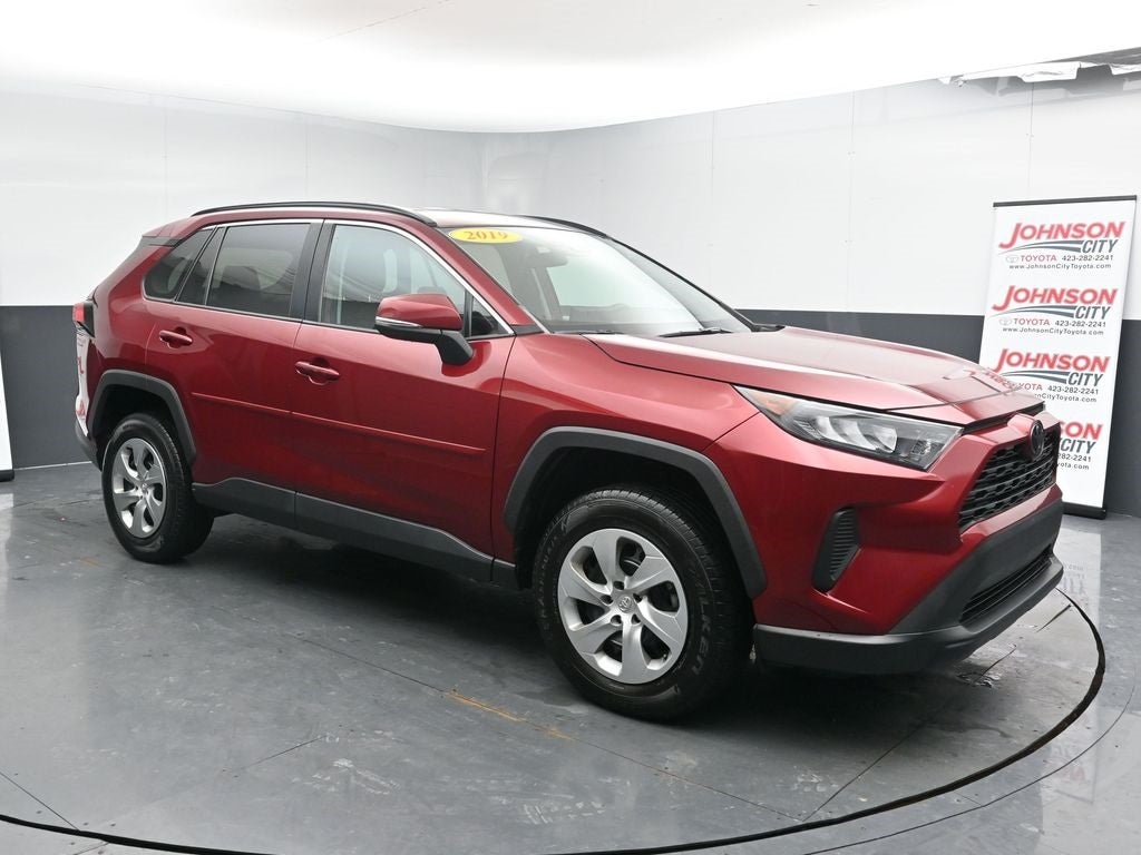 2019 Toyota RAV4 LE