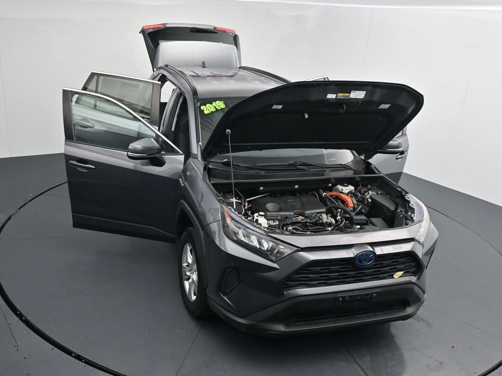 2019 Toyota RAV4 LE