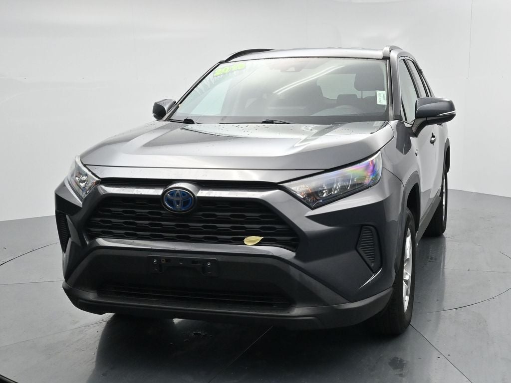 2019 Toyota RAV4 LE