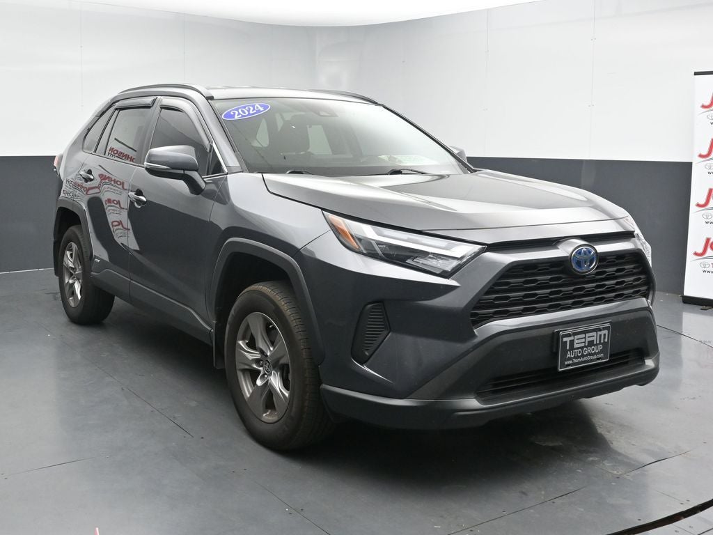 2024 Toyota RAV4 LE