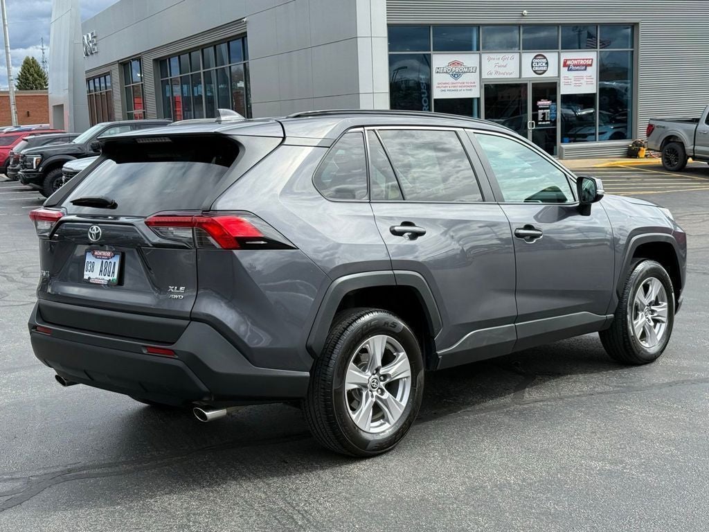 2022 Toyota RAV4 XLE