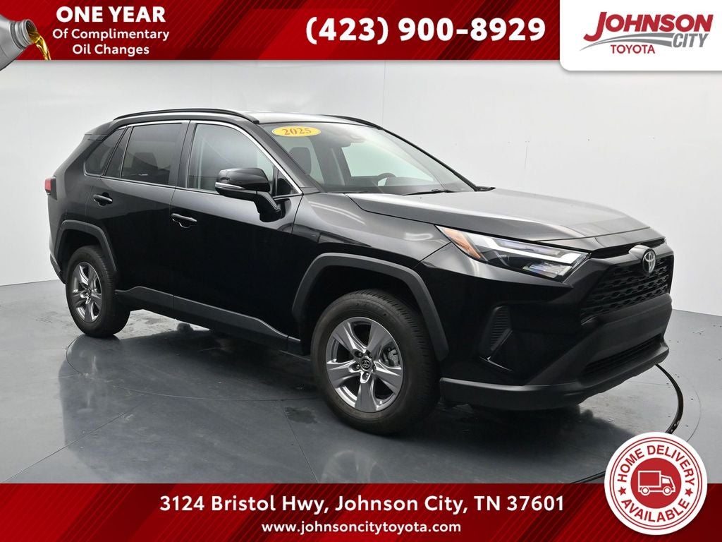 2025 Toyota RAV4 XLE