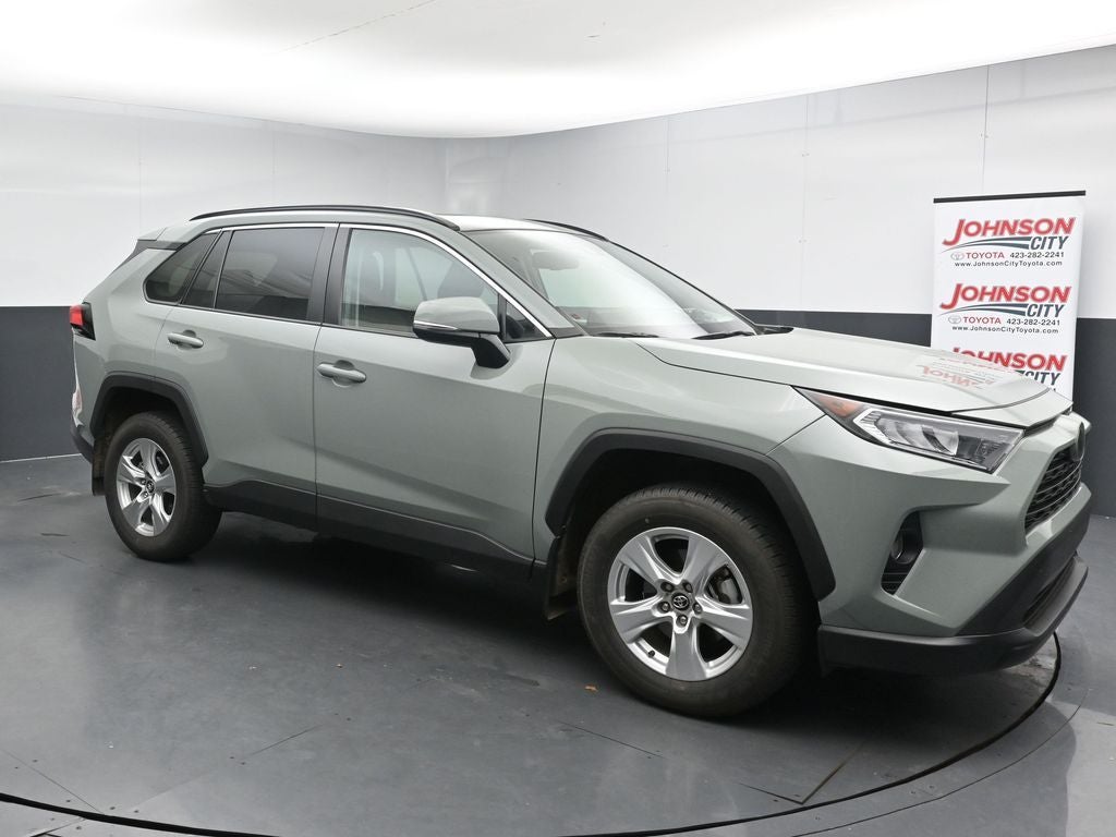 2020 Toyota RAV4 XLE