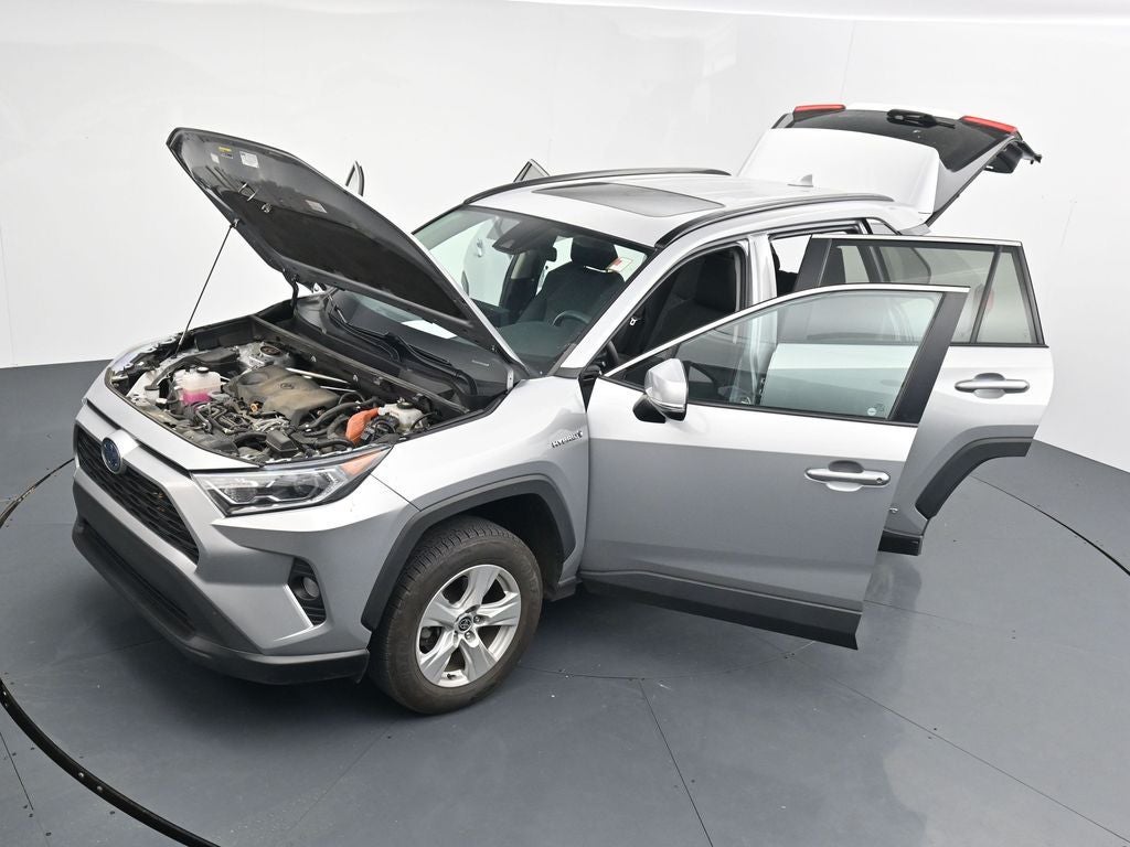 2021 Toyota RAV4 XLE