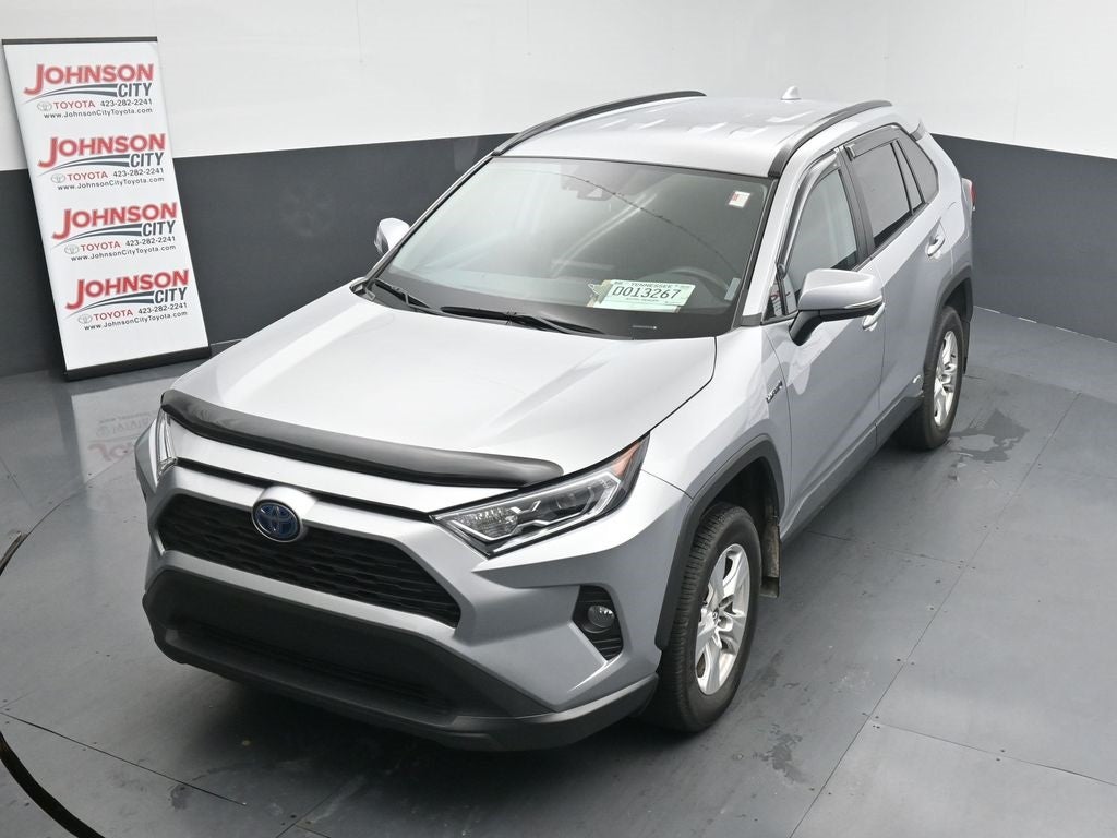 2020 Toyota RAV4 XLE