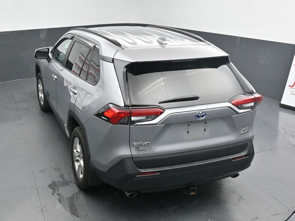 2020 Toyota RAV4 XLE