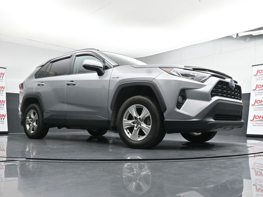 2020 Toyota RAV4 XLE