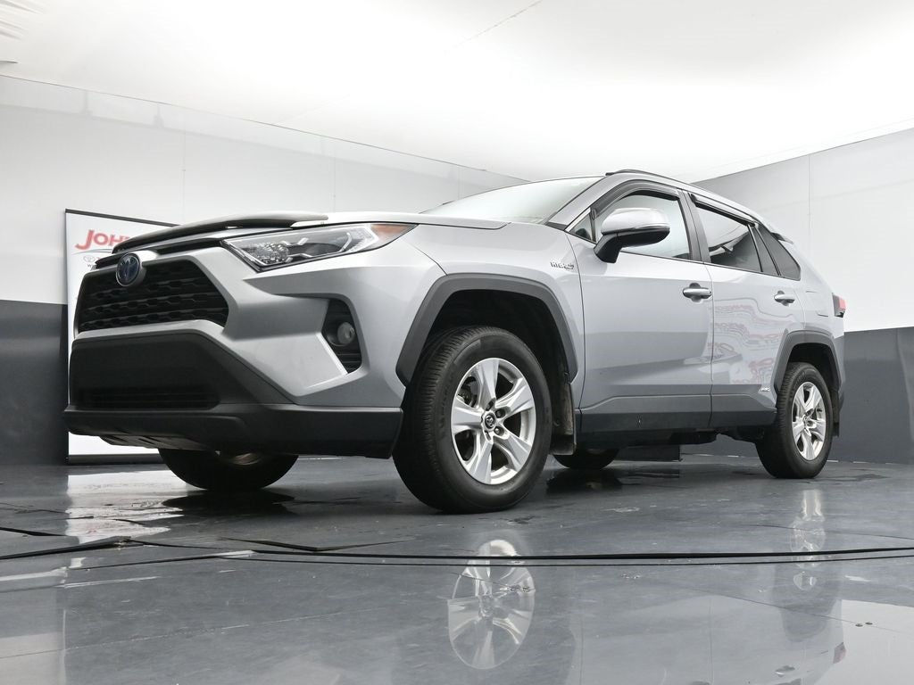 2020 Toyota RAV4 XLE