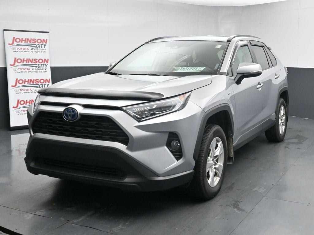 2020 Toyota RAV4 XLE
