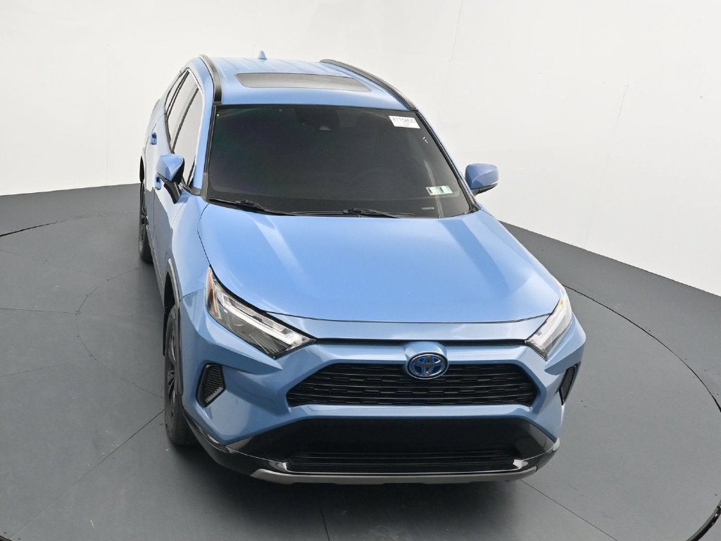 2024 Toyota RAV4 SE