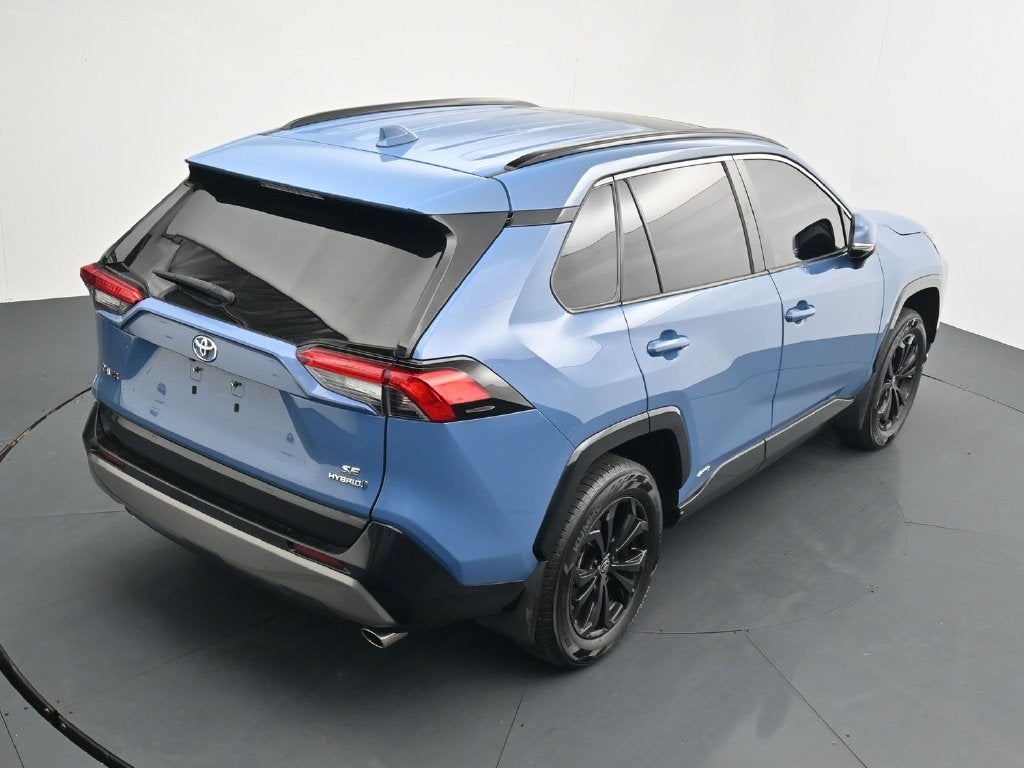 2024 Toyota RAV4 SE