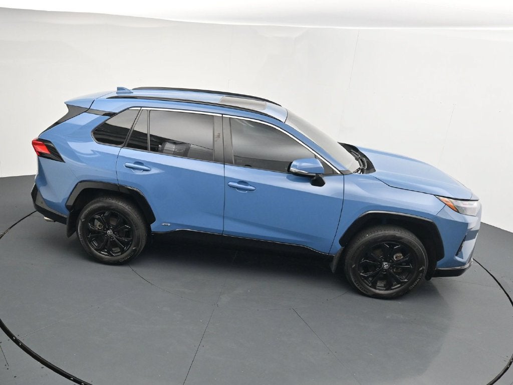 2024 Toyota RAV4 SE