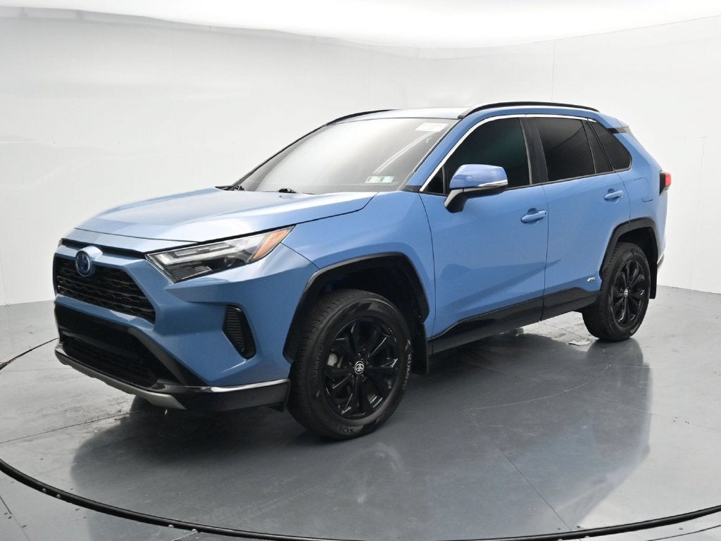 2024 Toyota RAV4 SE