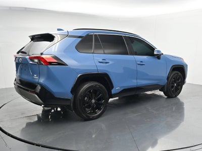 2024 Toyota RAV4 SE
