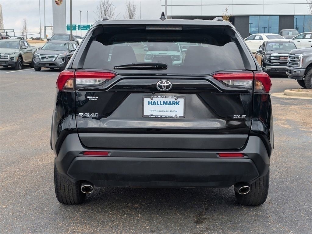 2022 Toyota RAV4 XLE