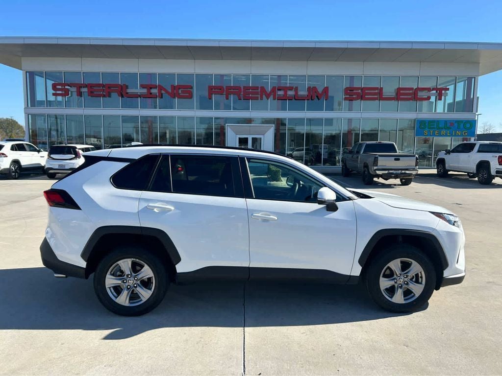 2024 Toyota RAV4 XLE