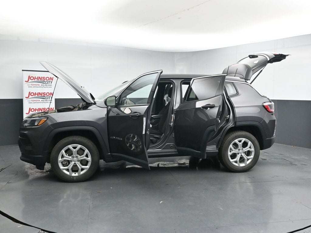 2024 Jeep Compass Sport
