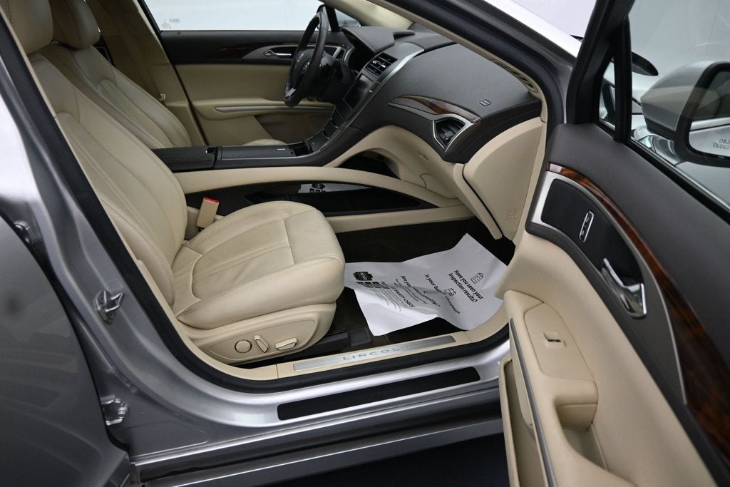 2014 Lincoln MKZ Base