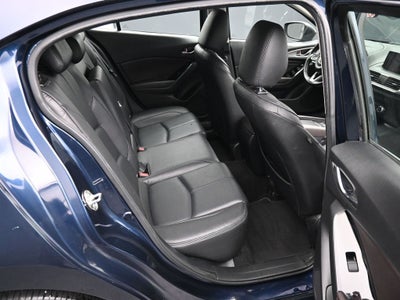 2018 Mazda Mazda3 5-Door Touring