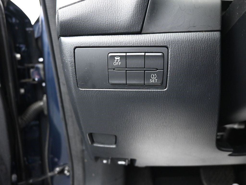 2018 Mazda Mazda3 5-Door Touring