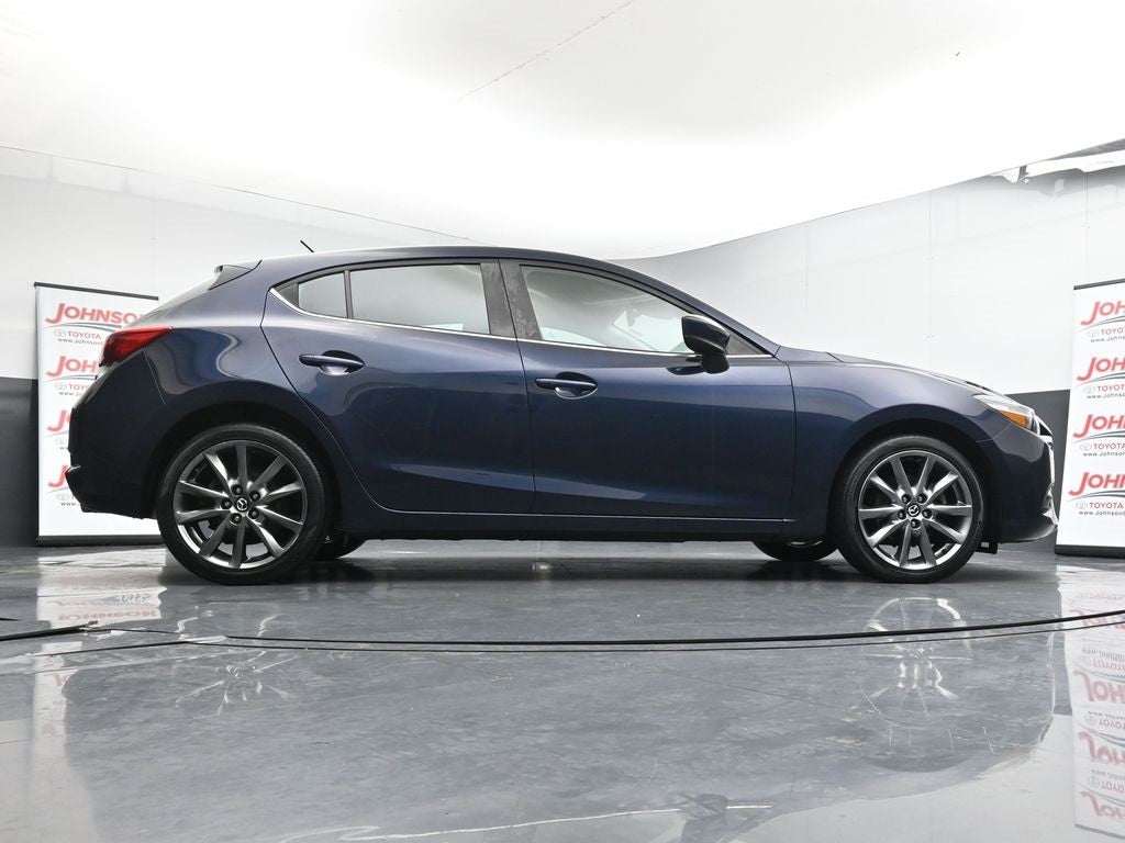 2018 Mazda Mazda3 5-Door Touring