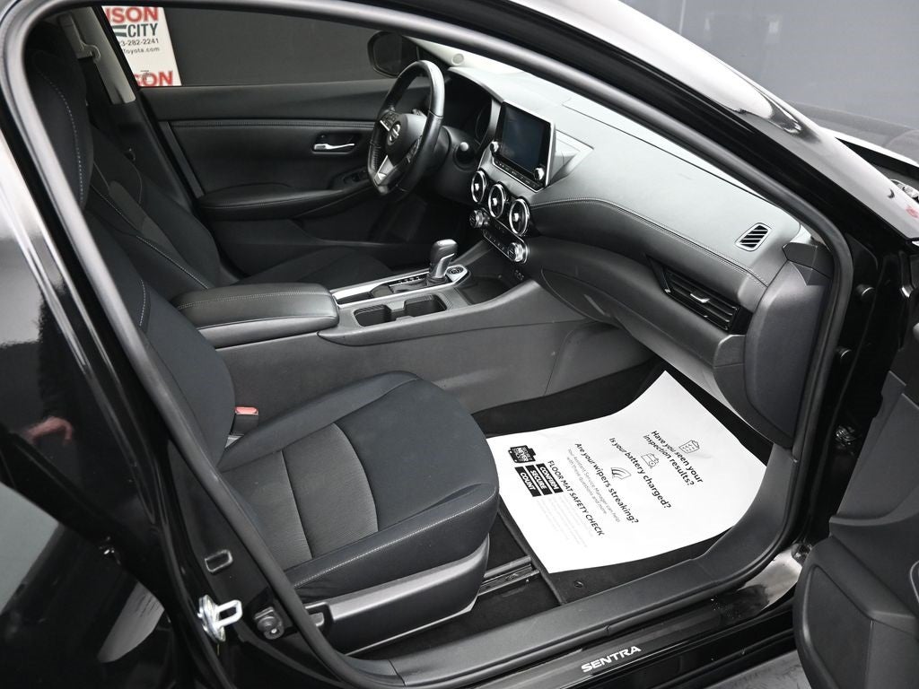 2022 Nissan Sentra SV