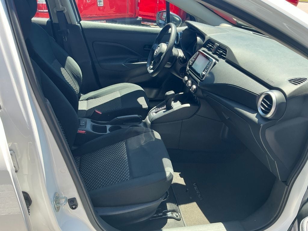 2024 Nissan Versa 1.6 S
