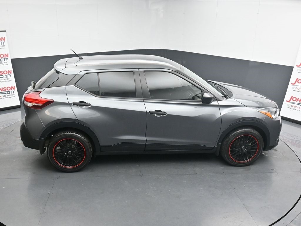 2020 Nissan Kicks S