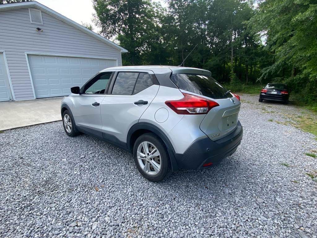 2020 Nissan Kicks S