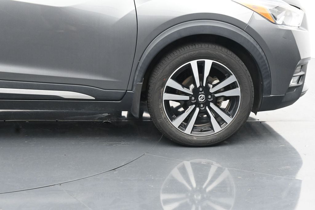 2019 Nissan Kicks SR