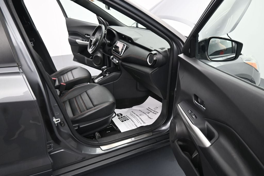 2019 Nissan Kicks SR