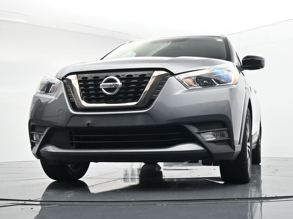 2019 Nissan Kicks SR