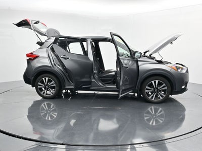 2019 Nissan Kicks SR