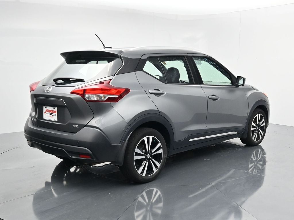 2019 Nissan Kicks SR