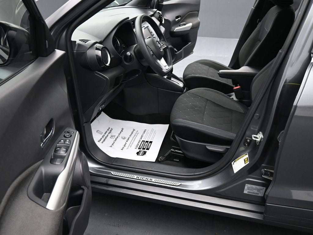 2020 Nissan Kicks SV