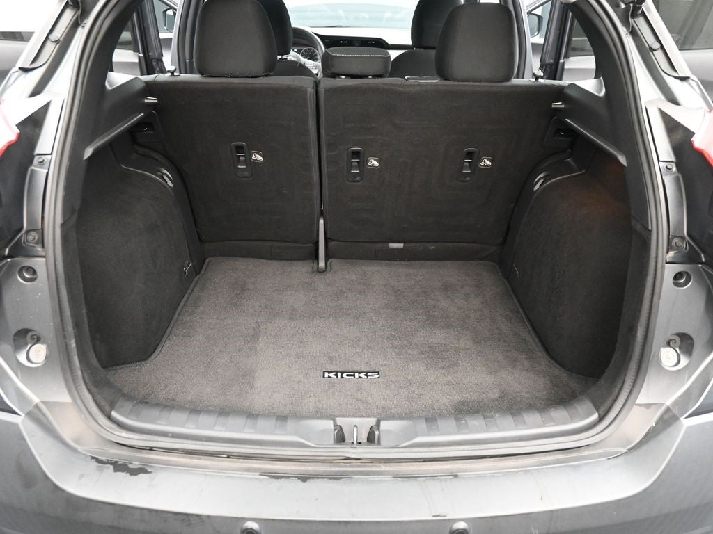 2020 Nissan Kicks SV