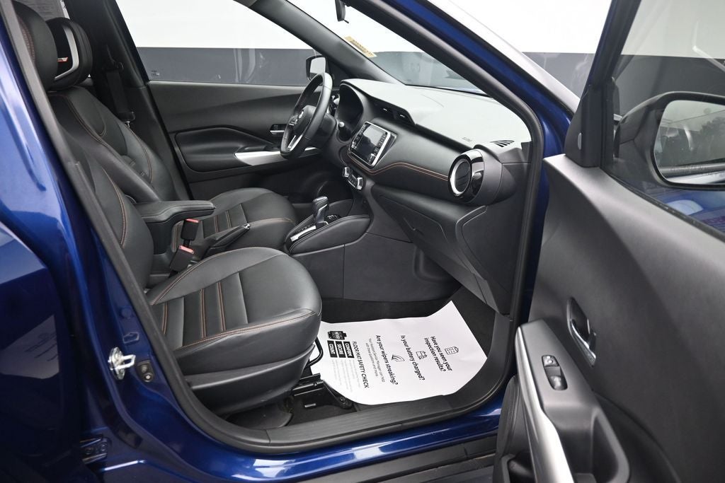 2020 Nissan Kicks SR