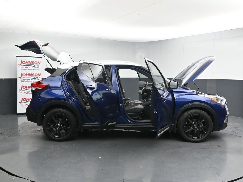 2020 Nissan Kicks SR