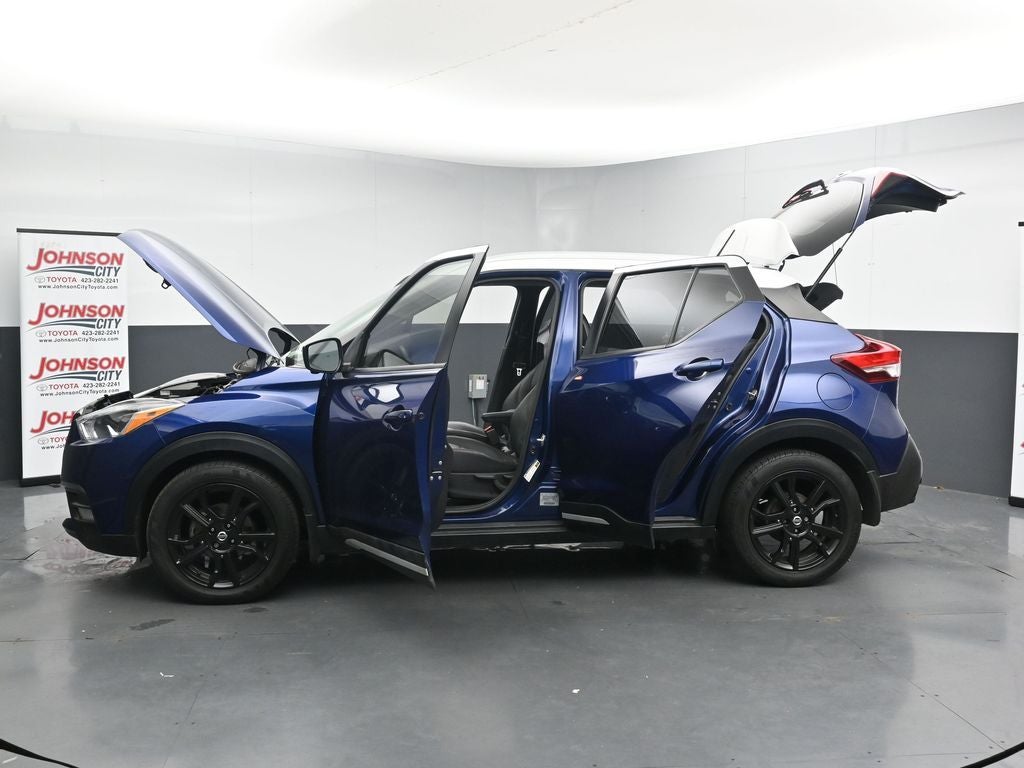 2020 Nissan Kicks SR