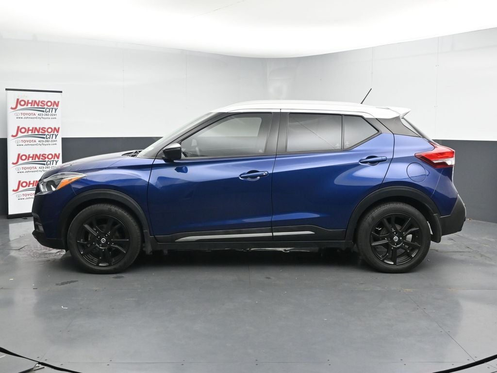 2020 Nissan Kicks SR