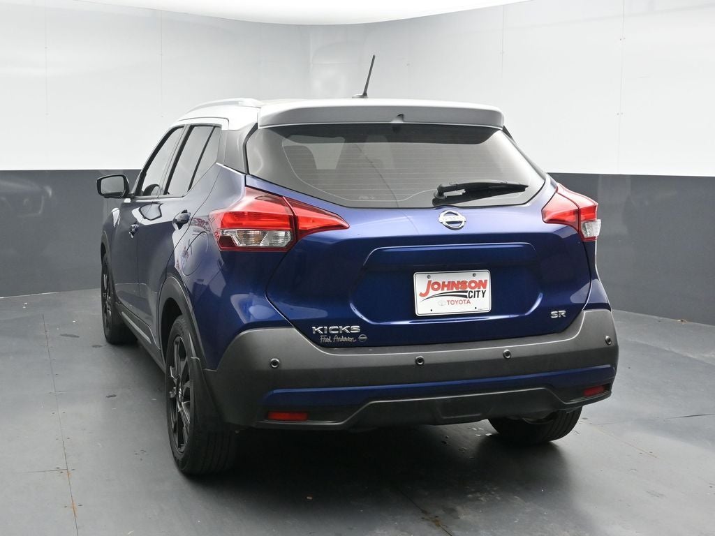 2020 Nissan Kicks SR