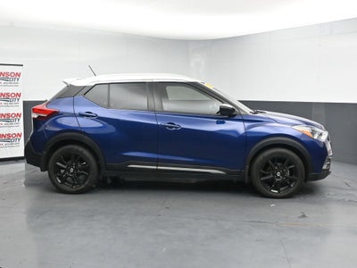 2020 Nissan Kicks SR