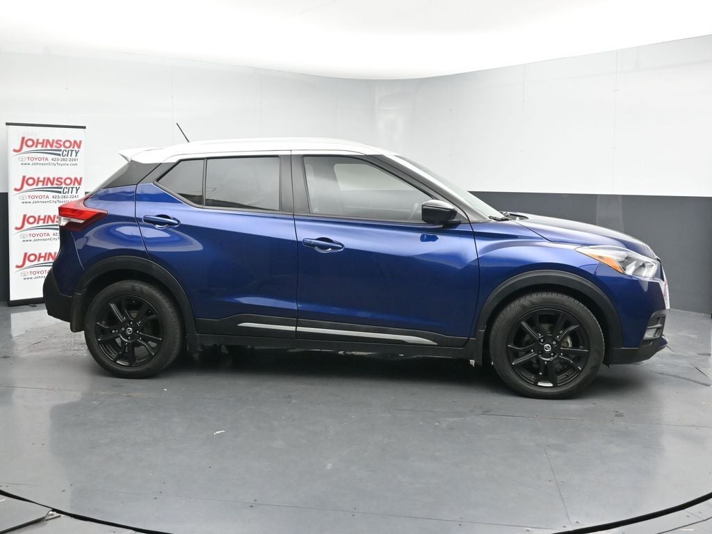 2020 Nissan Kicks SR