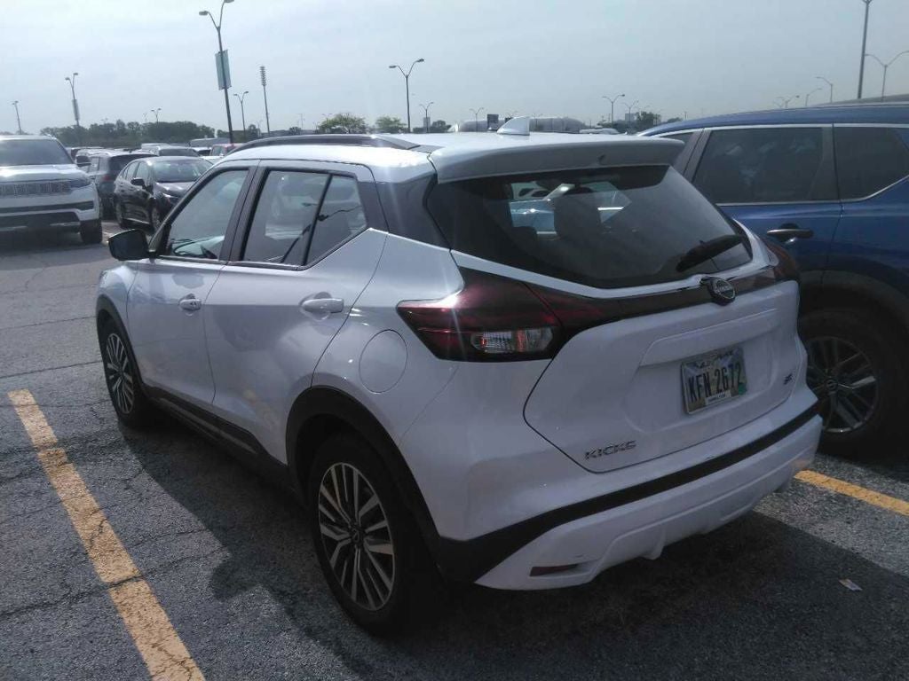 2024 Nissan Kicks SR