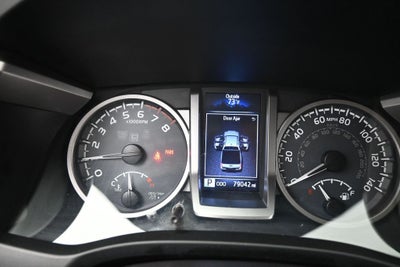 2016 Toyota Tacoma SR5