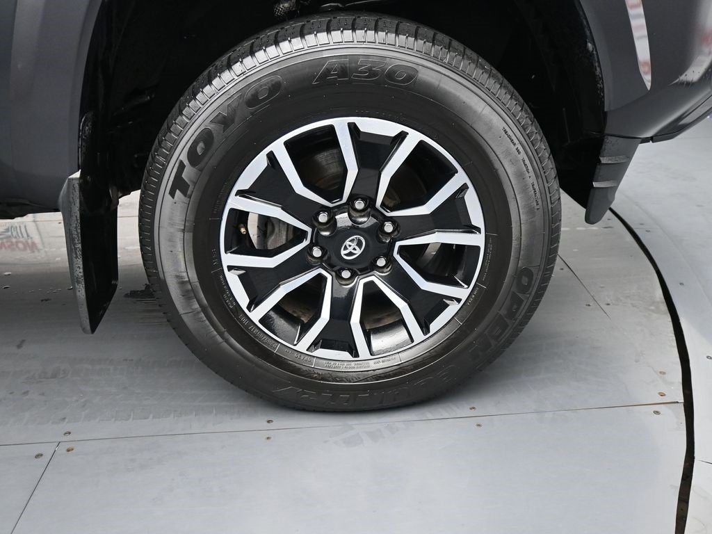 2022 Toyota Tacoma TRD Sport V6