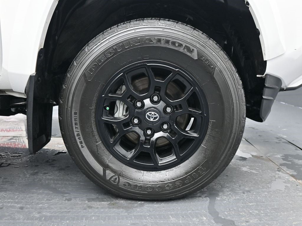 2022 Toyota Tacoma SR5 V6