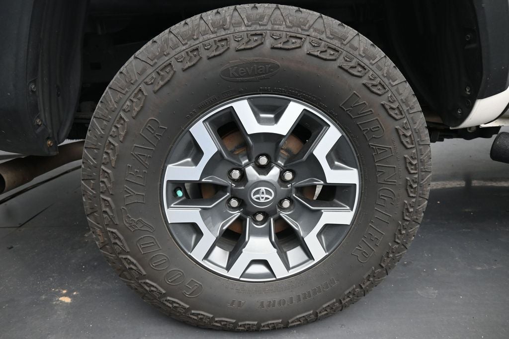 2023 Toyota Tacoma TRD Off-Road V6