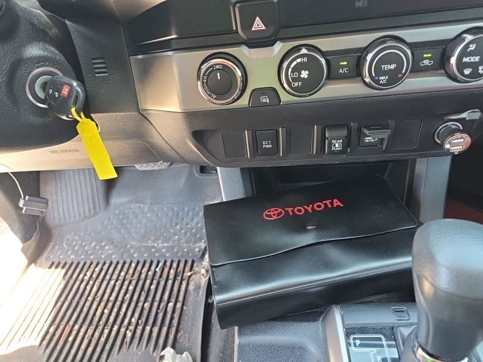 2020 Toyota Tacoma SR5 V6