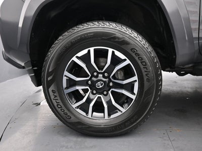 2022 Toyota Tacoma TRD Sport V6